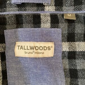 Size medium
Brand- TALLWOODS by Bruno Milano
50% cotton 50% polyester